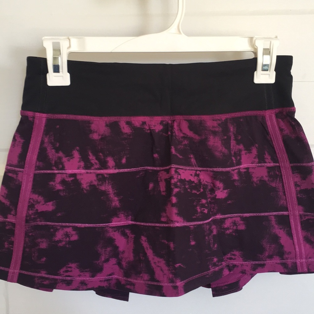 Lululemon skirt size 4